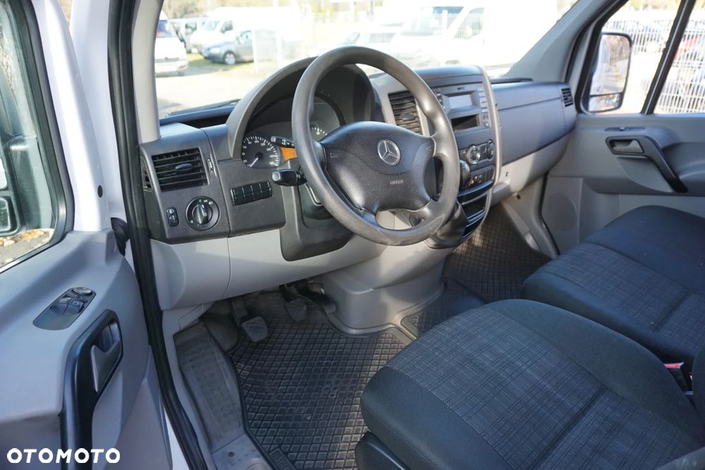Mercedes-Benz SPRINTER 314 - 8