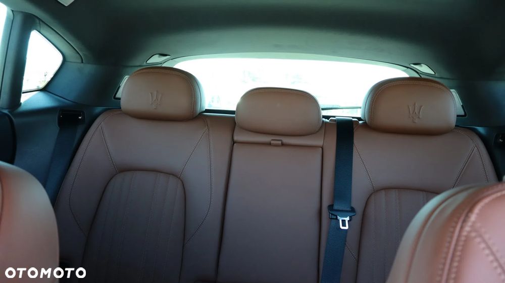 Maserati Levante S Q4 GranLusso - 28