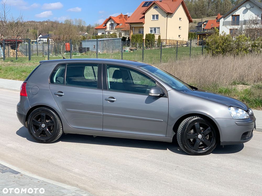 Volkswagen Golf - 3