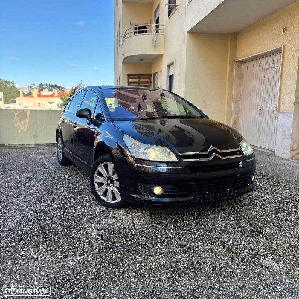 Citroën C4 1.6 HDi 110 Exclusive - 1