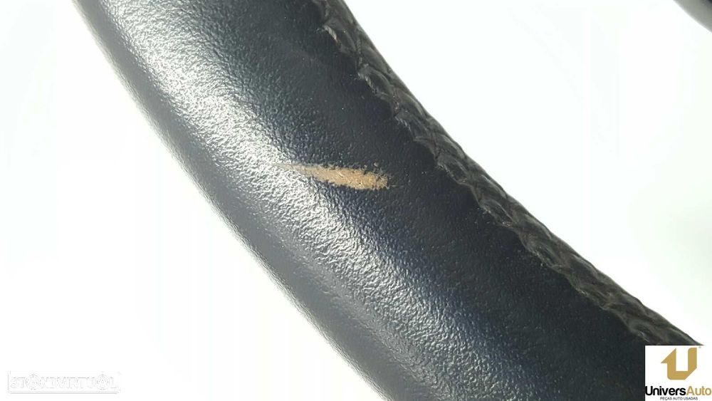 VOLANTE FORD FOCUS LIM. TREND + - 5