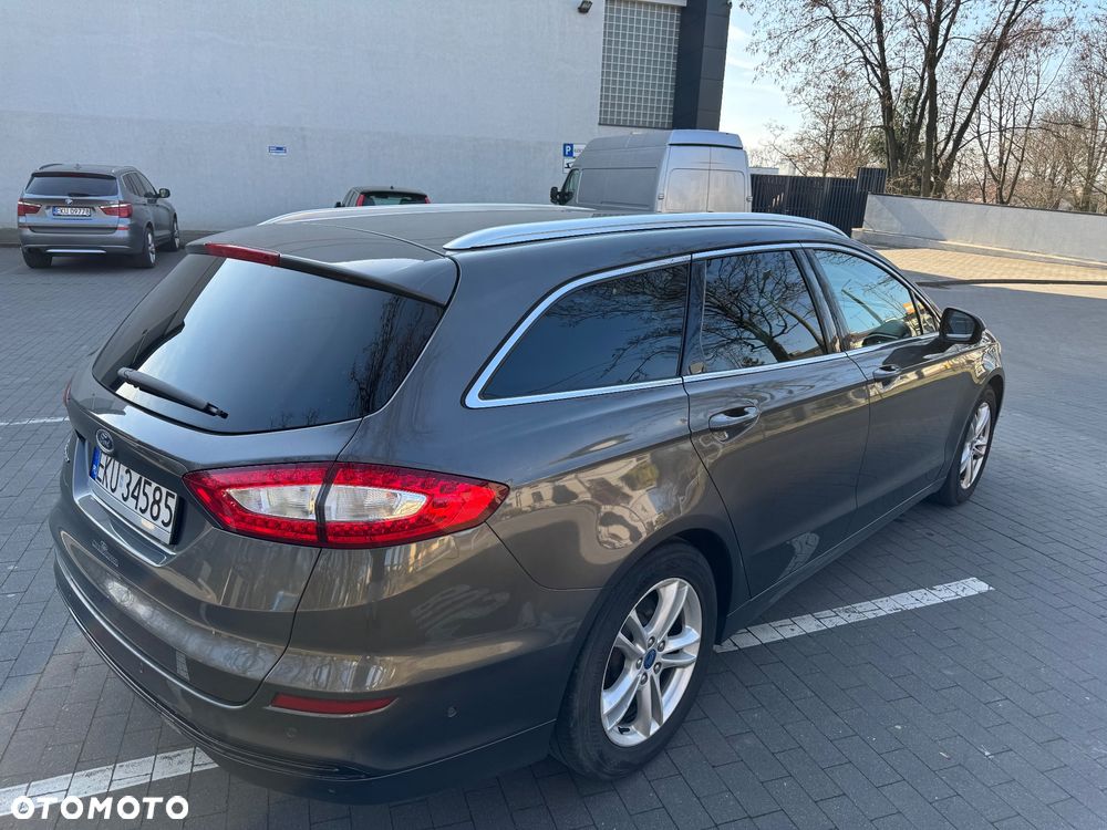 Ford Mondeo - 17