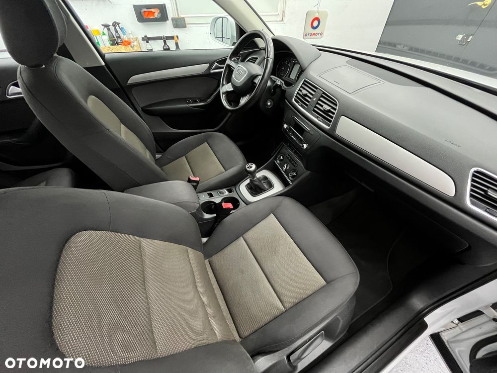 Audi Q3 - 21
