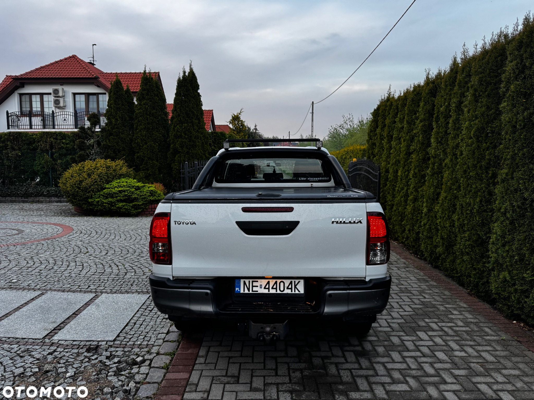 Toyota Hilux - 5