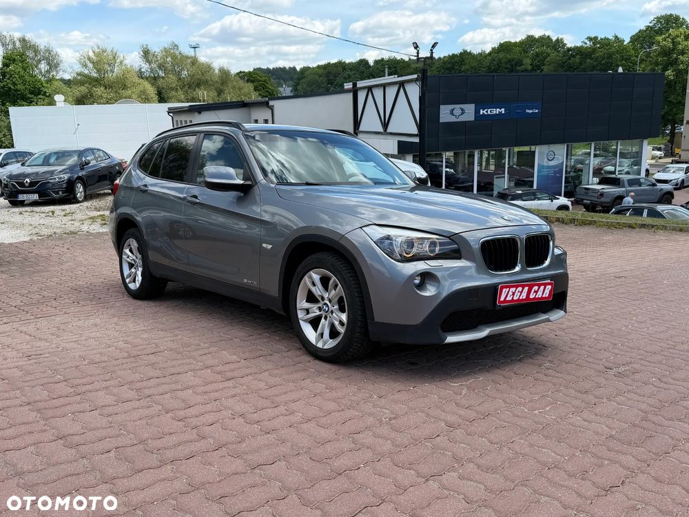 BMW X1 sDrive18i - 1
