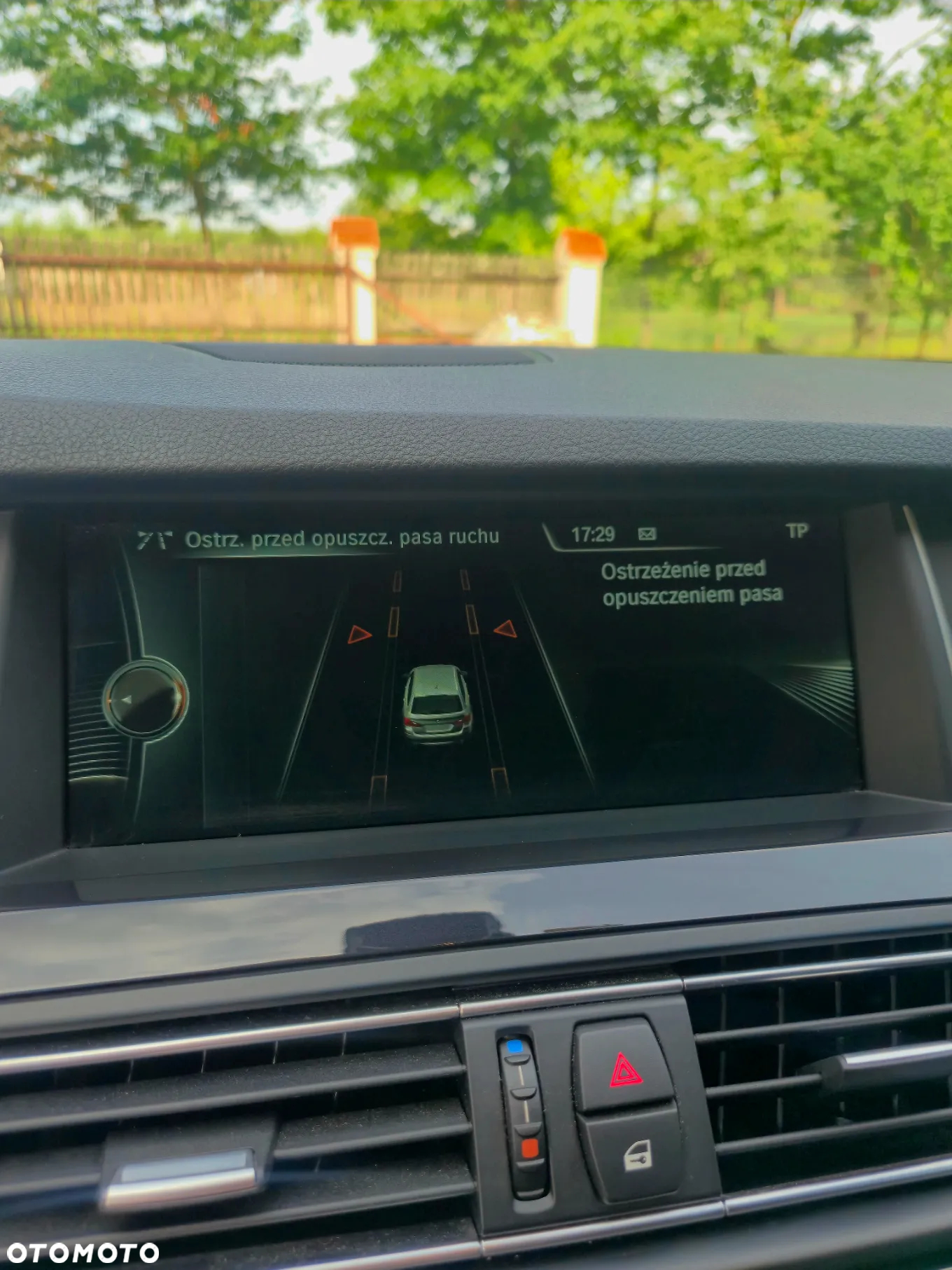 BMW Seria 5 520d xDrive - 34