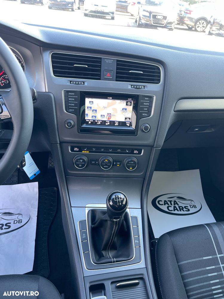 Volkswagen Golf 1.2 TSI BMT Comfortline - 33