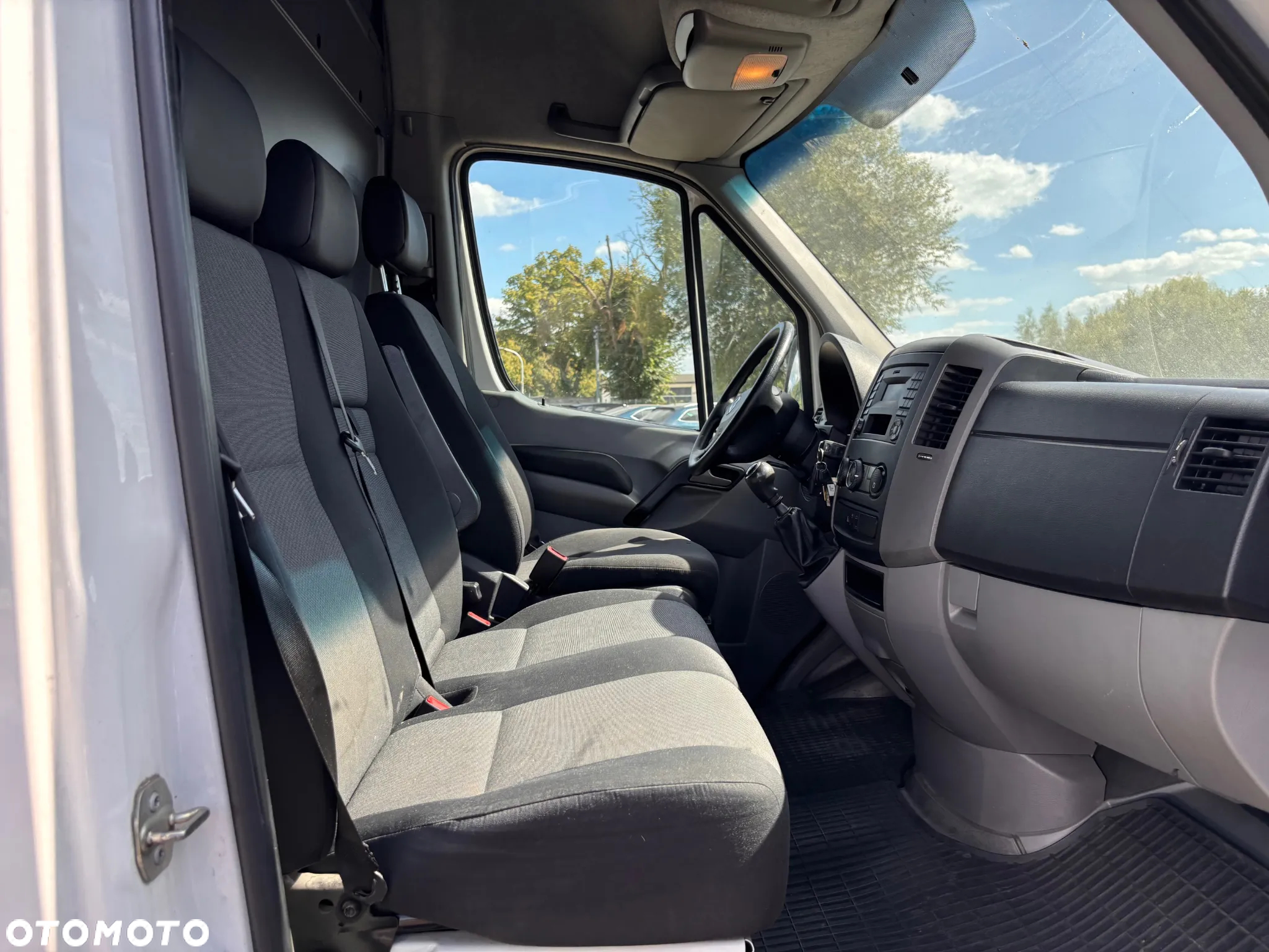 Volkswagen CRAFTER - 23