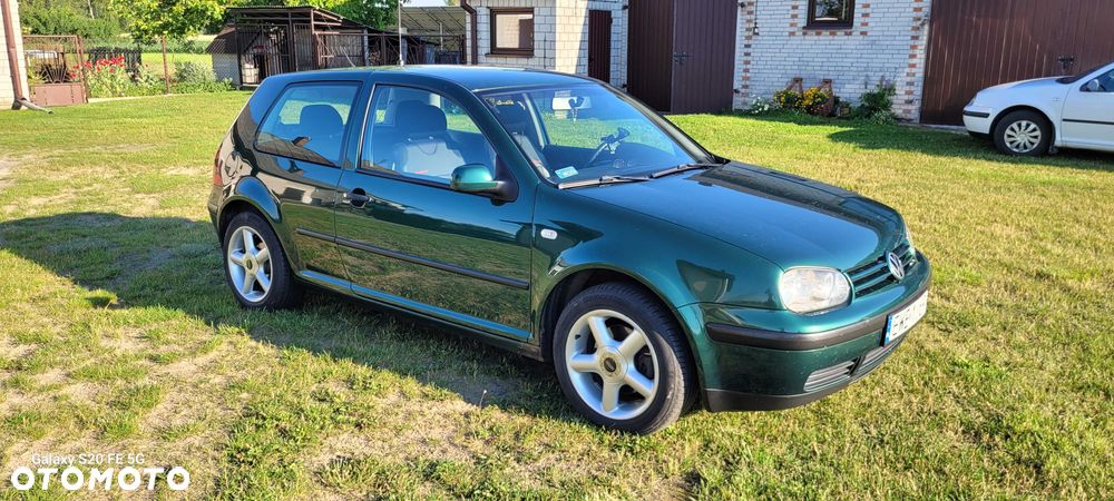 Volkswagen Golf 2001 photo 2