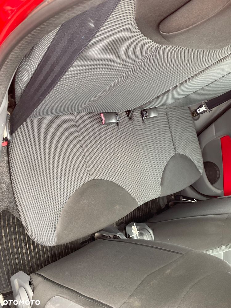 Toyota Aygo City - 35