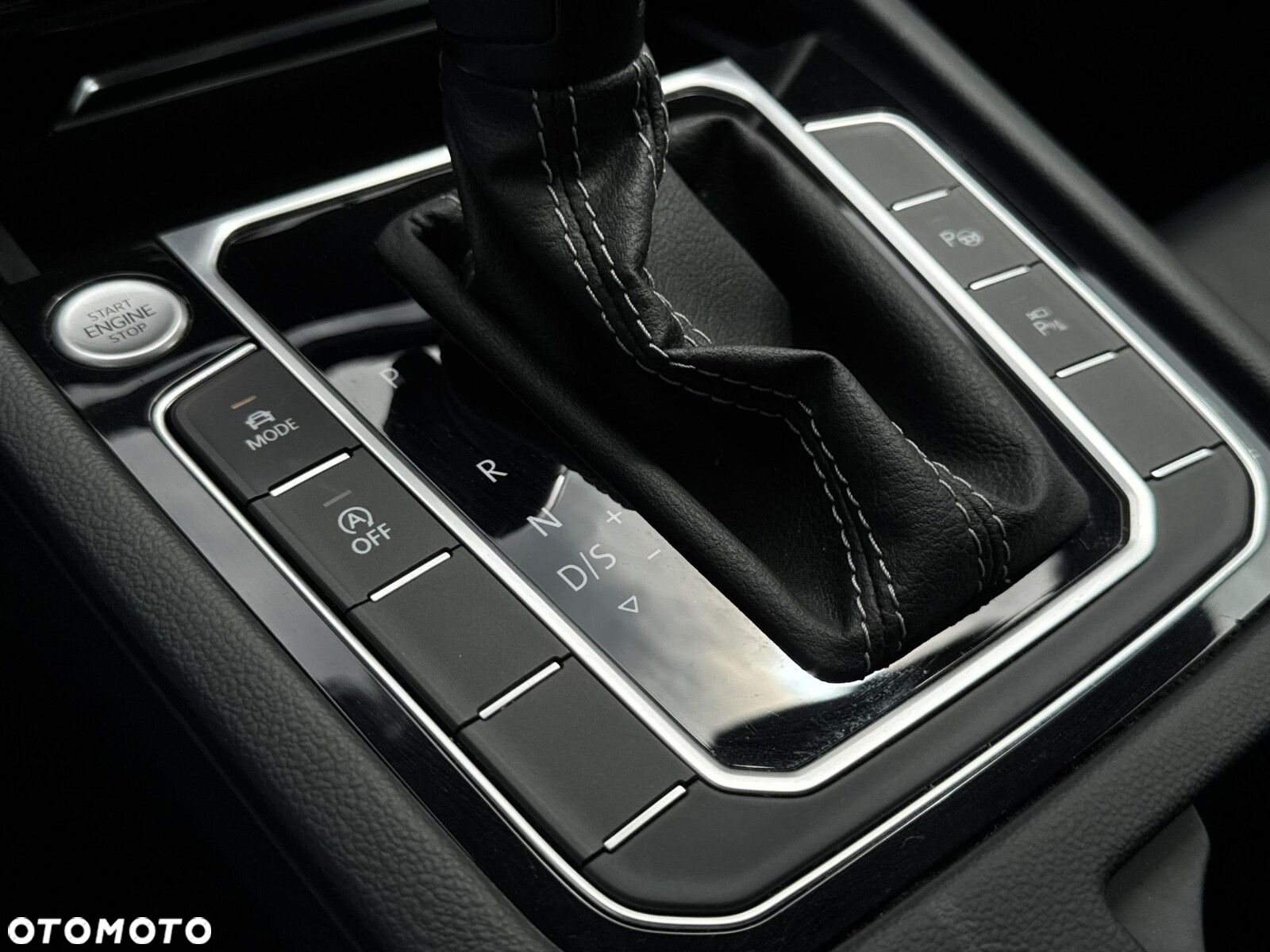 Volkswagen Arteon 2.0 TSI R-Line DSG - 20