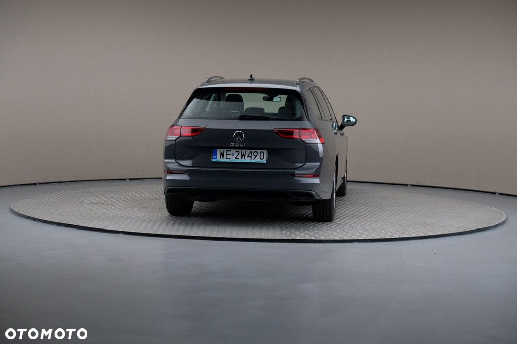 Volkswagen Golf - 5