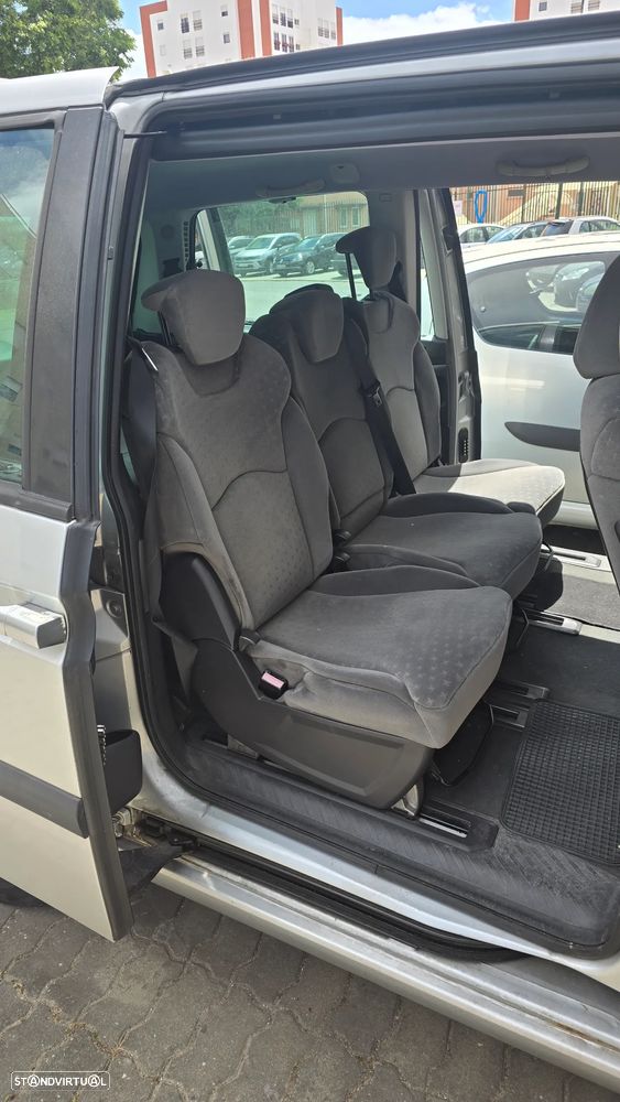 Peugeot 807 2.2 HDi - 8