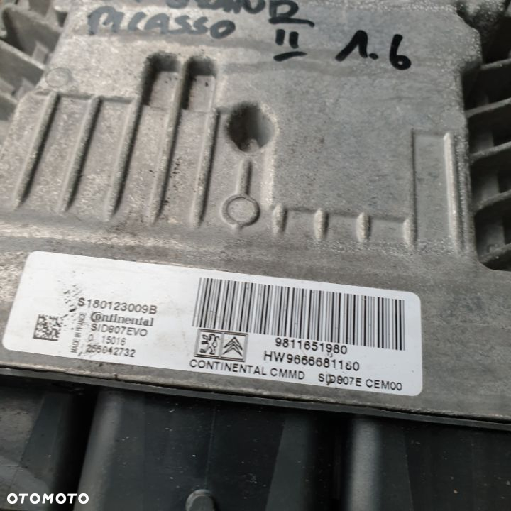 CITROEN C4 GRAND PICASSO II 1.6 HDI KOMPUTER SILNIKA 9811651980 14R - 2