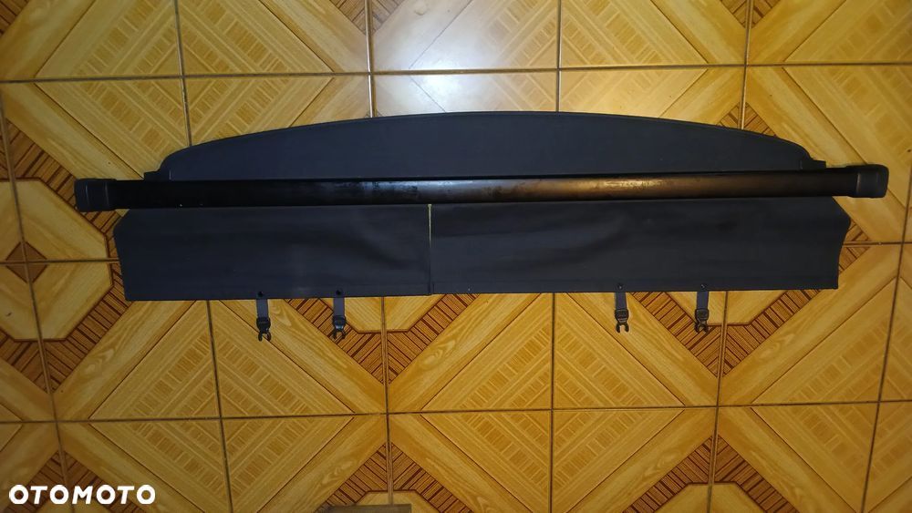Sprzedam ROLETA bagażnika oryginał z TOYOTA RAV4 Japonia, stan bardzo dobry uniwersalna - 1