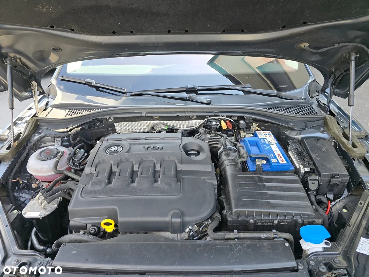 Skoda Superb 2.0 TDI Ambition DSG7 - 18