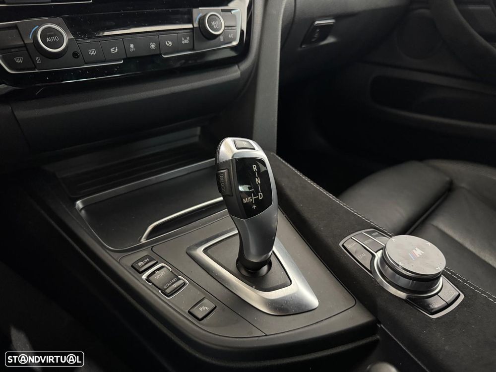 BMW 420 Gran Coupé d Pack M Auto - 16