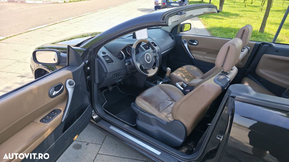 Renault Megane 1.6 Privilege - 7
