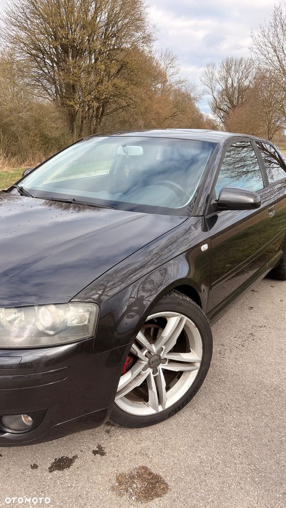 Audi A3 3-drzwiowe 2.0 FSI Ambition - 5