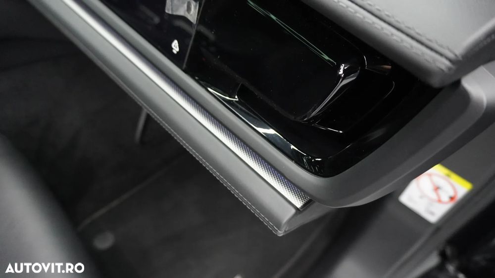 Porsche Panamera 4 - 19