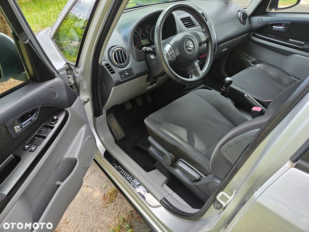 Suzuki SX4 1.6 Comfort - 9