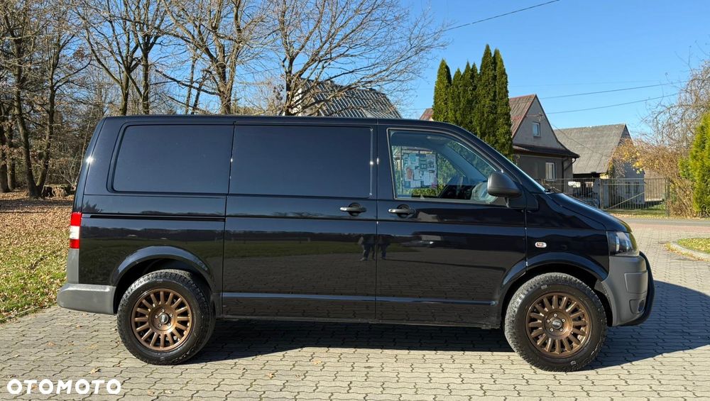 Volkswagen Transporter Caravelle 4MOTION Edition - 3