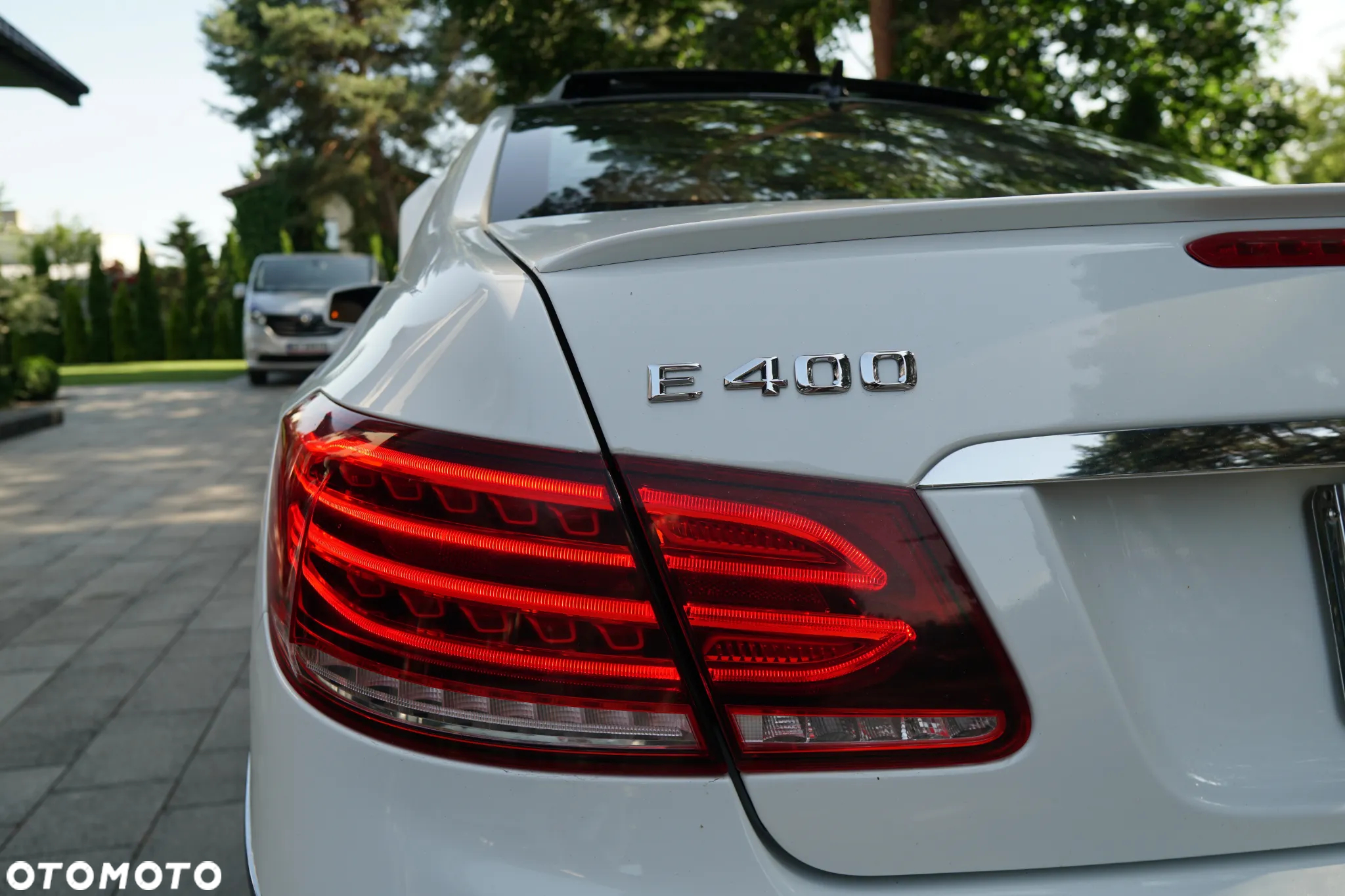 Mercedes-Benz Klasa E 400 - 12