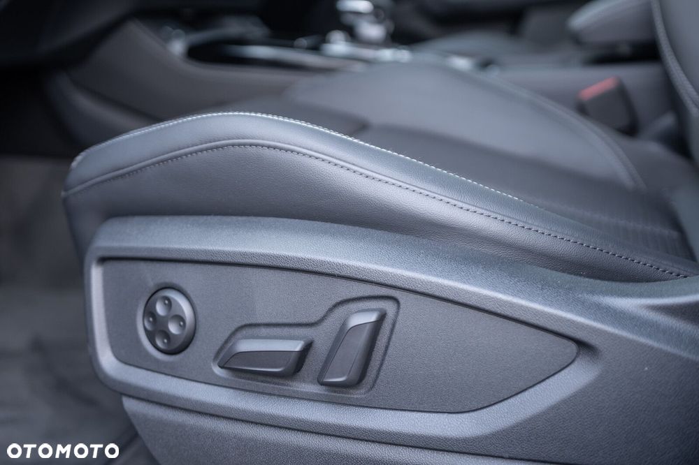 Audi Q5 Sportback - 10