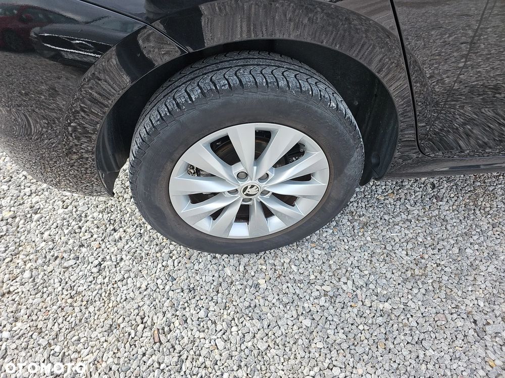 Skoda Kamiq 1.0 TSI Ambition DSG - 27