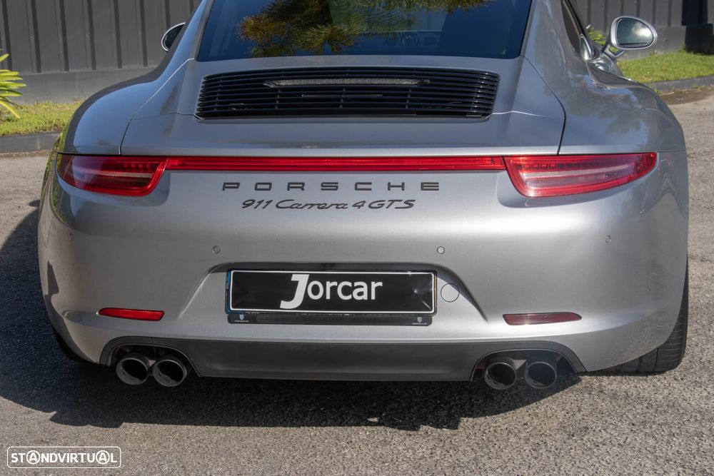 Porsche 911 (991) Carrera 4 GTS PDK - 24
