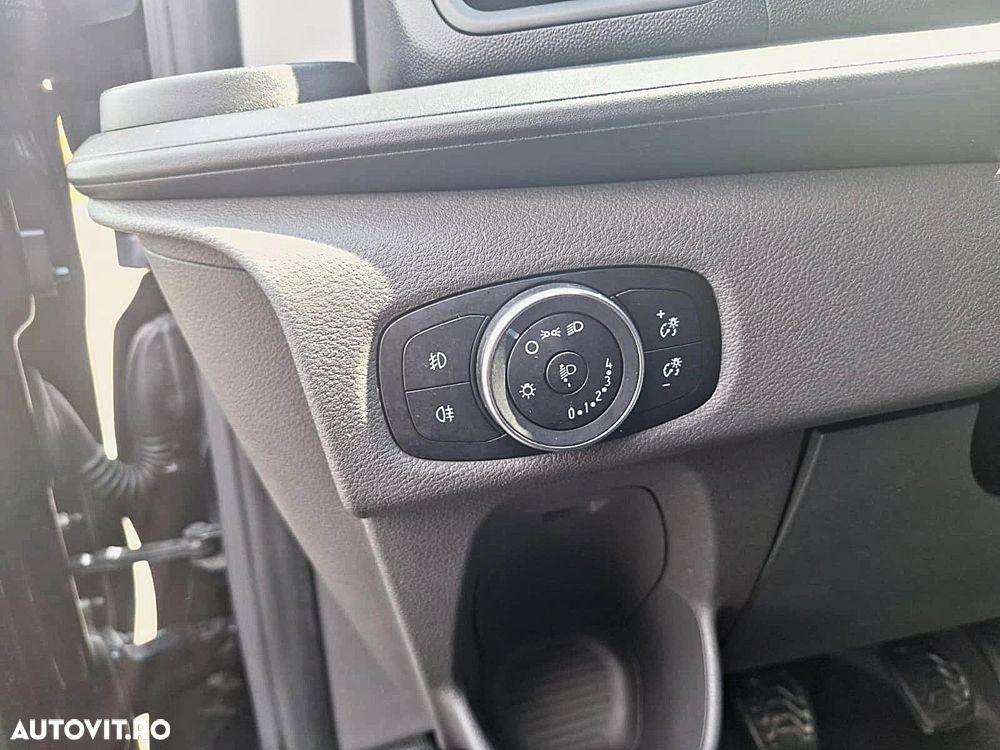 Ford Transit Custom - 21