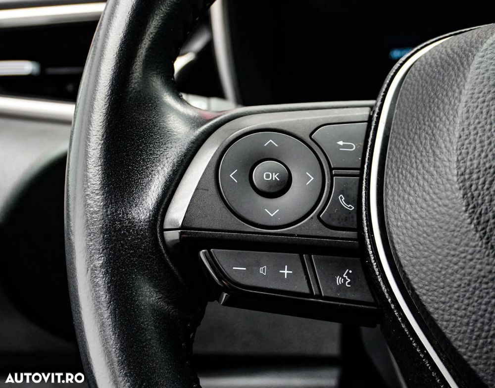 Toyota Corolla 1.8 HSD Dynamic - 25