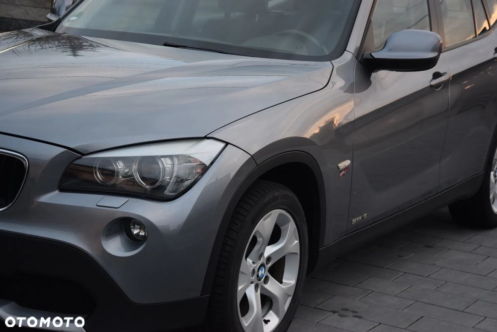 BMW X1 sDrive18i - 18