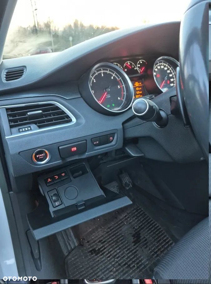 Peugeot 508 1.6 e-HDi Access S&S - 16