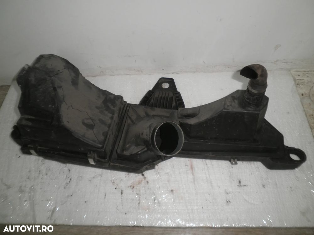Carcasa filtru aer BMW Seria 3 F30 F31 2.0 d 70518554 - 2