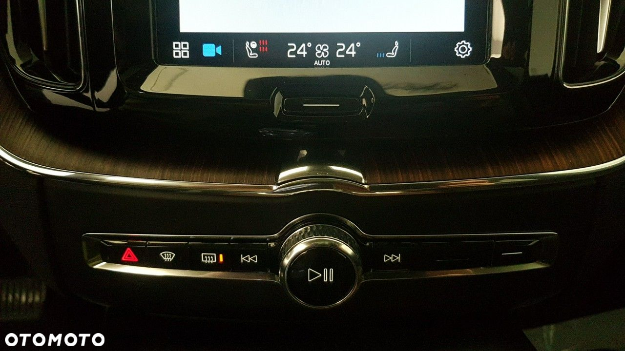 Volvo XC 60 - 29