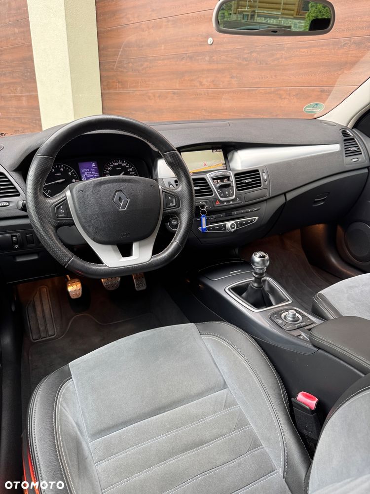 Renault Laguna 2.0 16V Turbo GT - 28