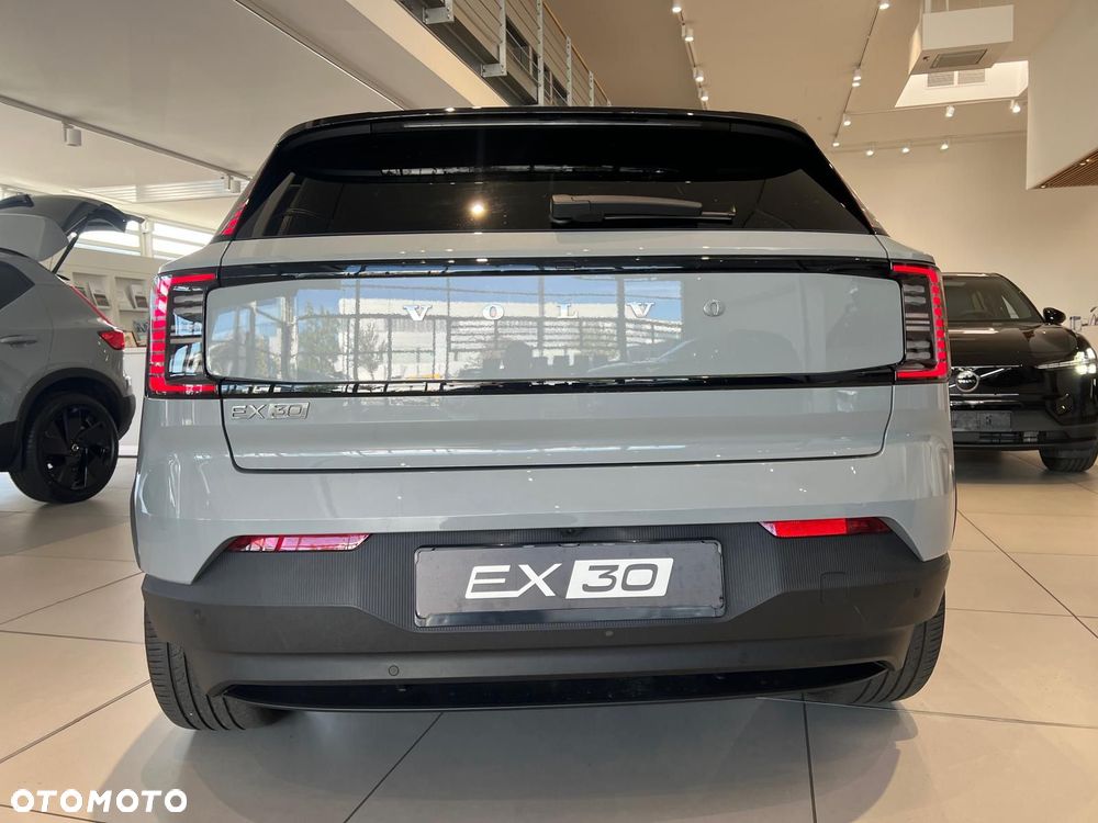 Volvo EX30 Twin Motor Performance AWD Ultra - 14