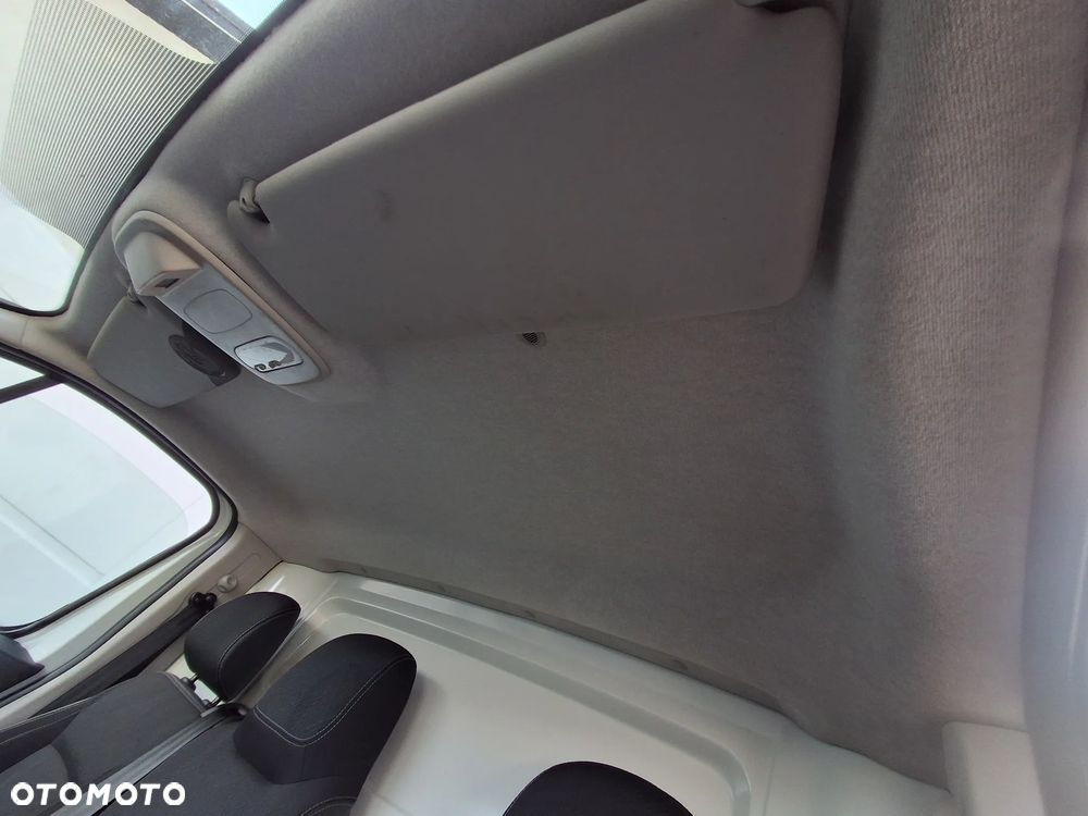 Renault Trafic - 20