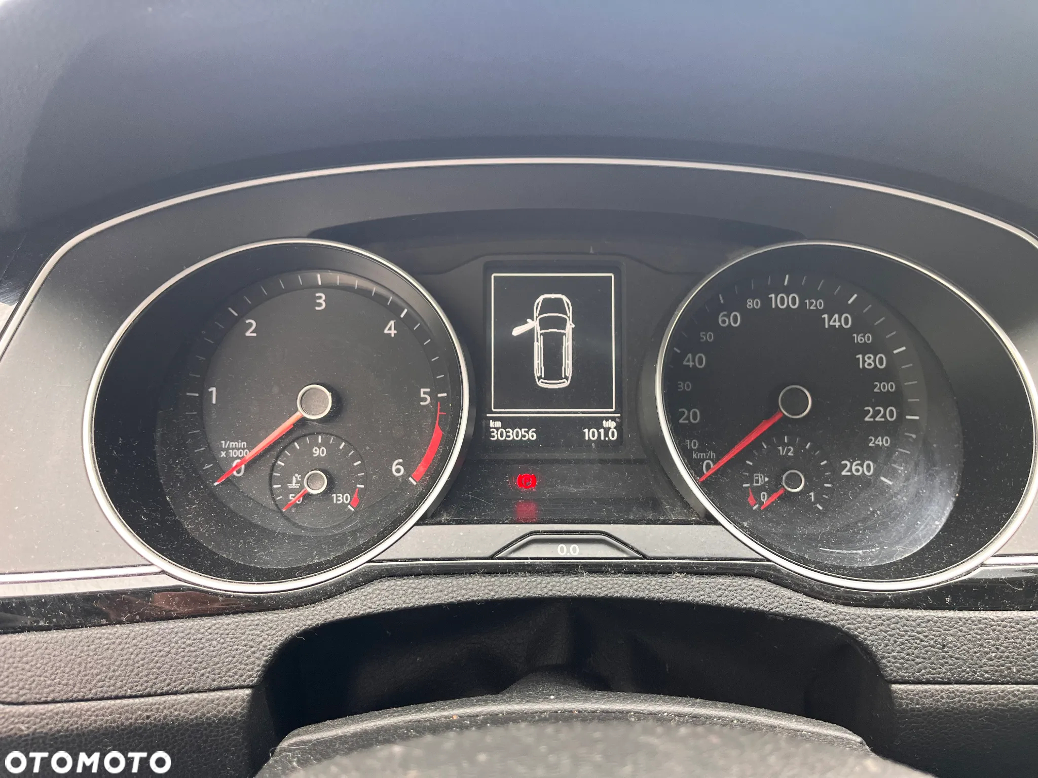 Volkswagen Passat 2.0 TDI BMT Comfortline DSG - 19