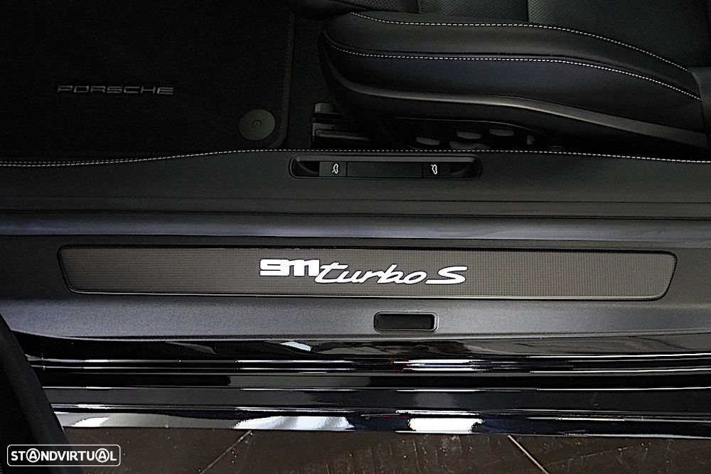 Porsche 911 (992) Turbo S PDK - 5