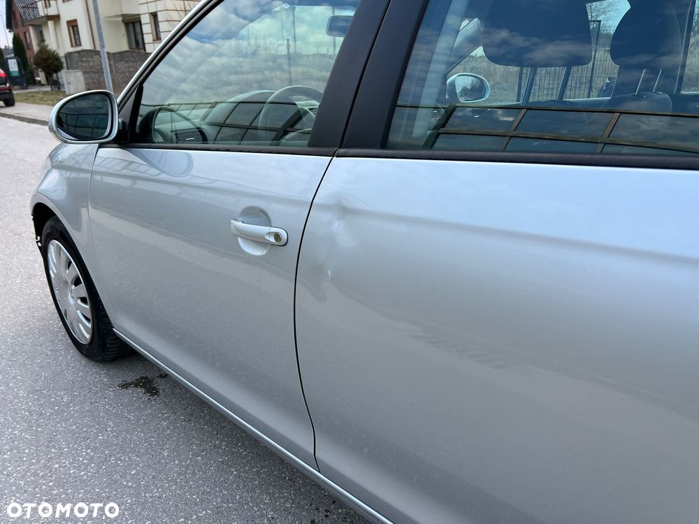 Volkswagen Golf - 24