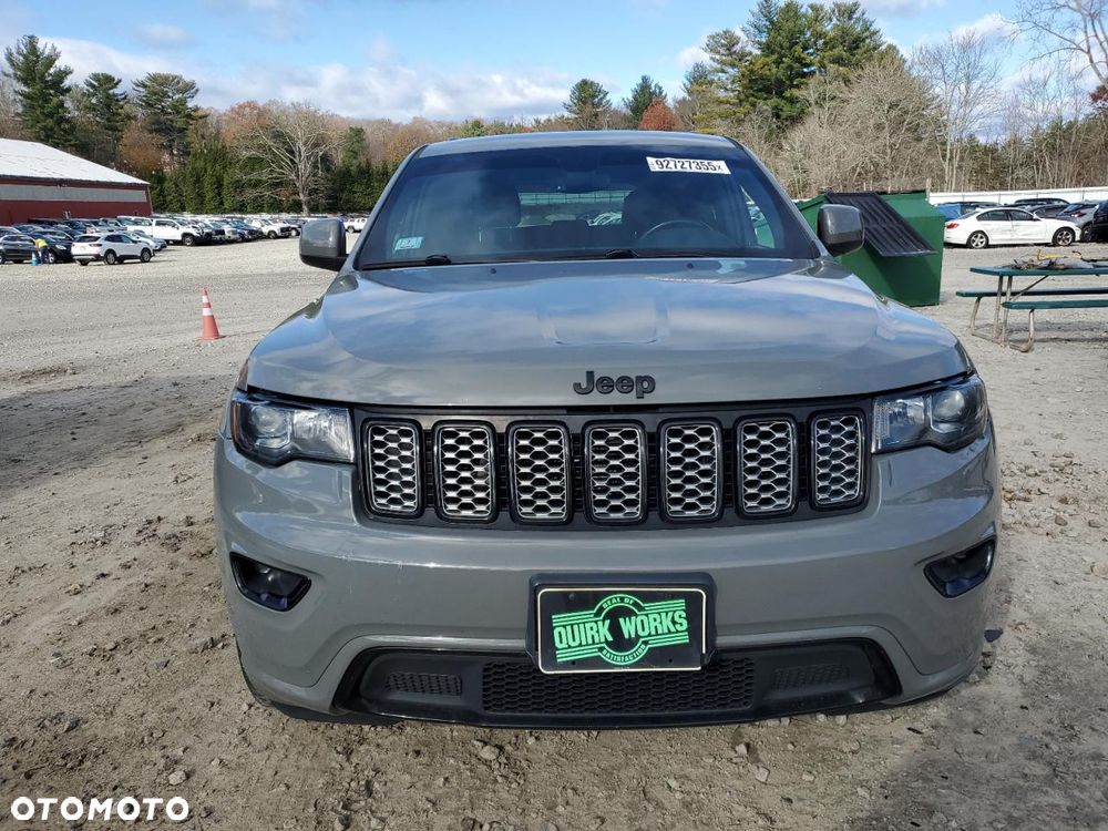 Jeep Grand Cherokee - 2