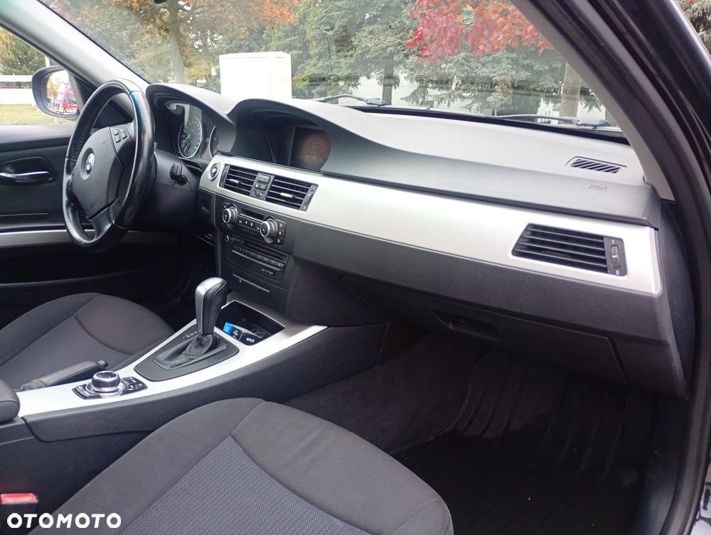BMW Seria 3 - 12