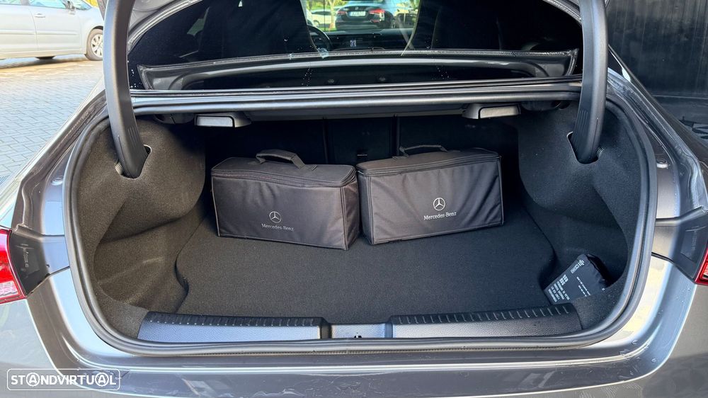 Mercedes-Benz CLA 250 e AMG Line - 12