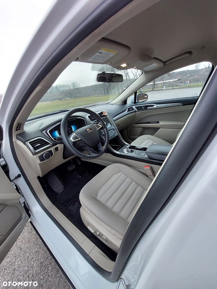 Ford Mondeo - 11