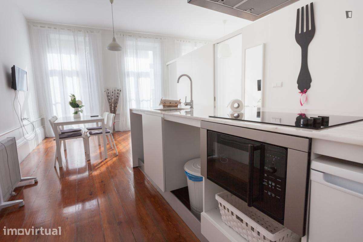 Apartamento com 1 quartos - localizado em Cedofeita Porto - Grande imagem: 5/11