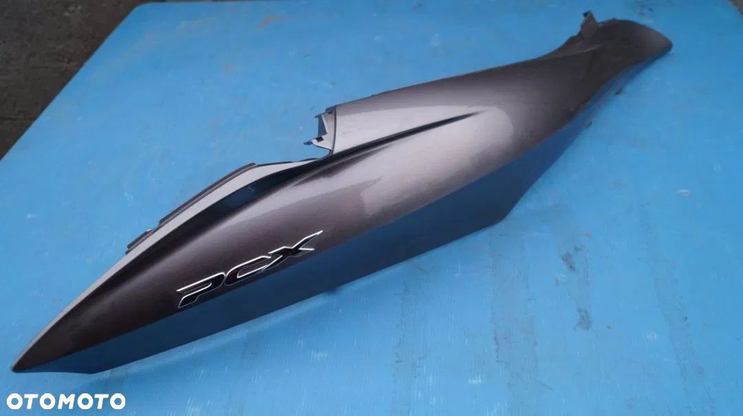 Owiewka osłona prawa pod siedzenie Honda PCX 10-14 83500-KWN-9010 Gliwice - 1