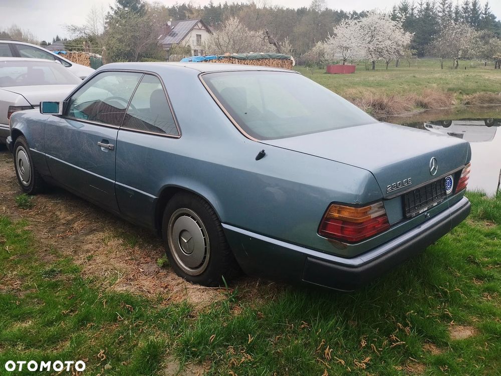 Mercedes-Benz W124 (1984-1993) - 3