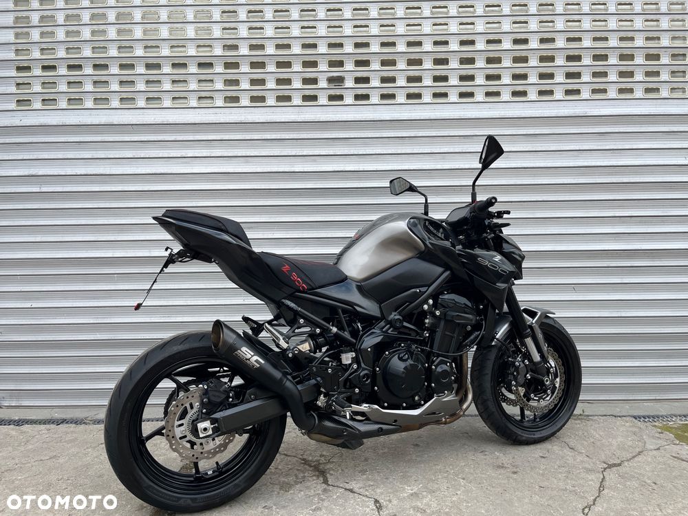 Kawasaki Z 900 - 19